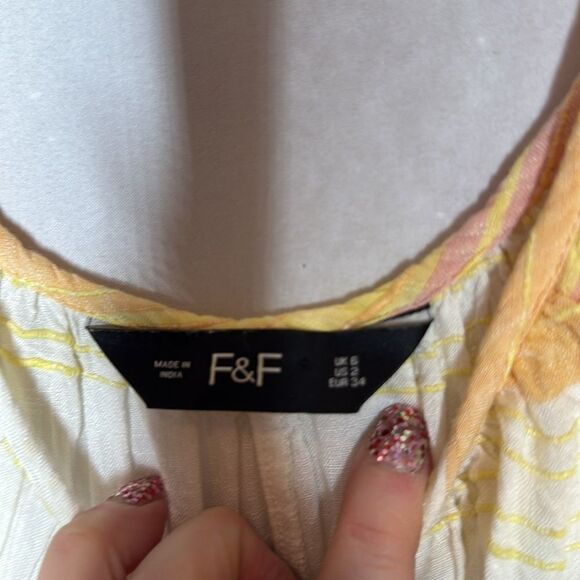 F&F Striped Top. US 2. - Picture 4 of 9